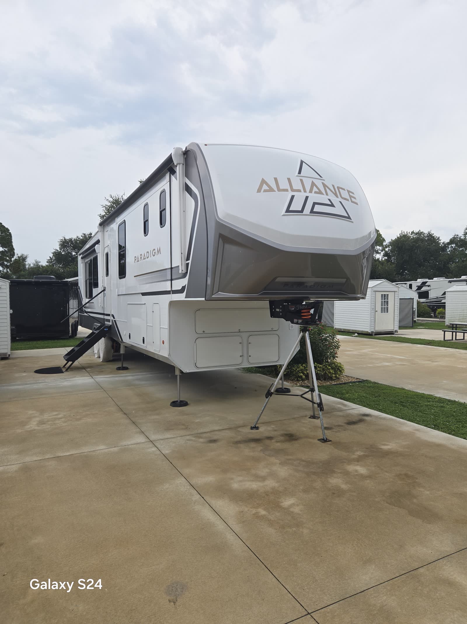 Alliance Paradigm fifth wheel RV set up for service by Rudy's RV Repair in Sarasota, Florida