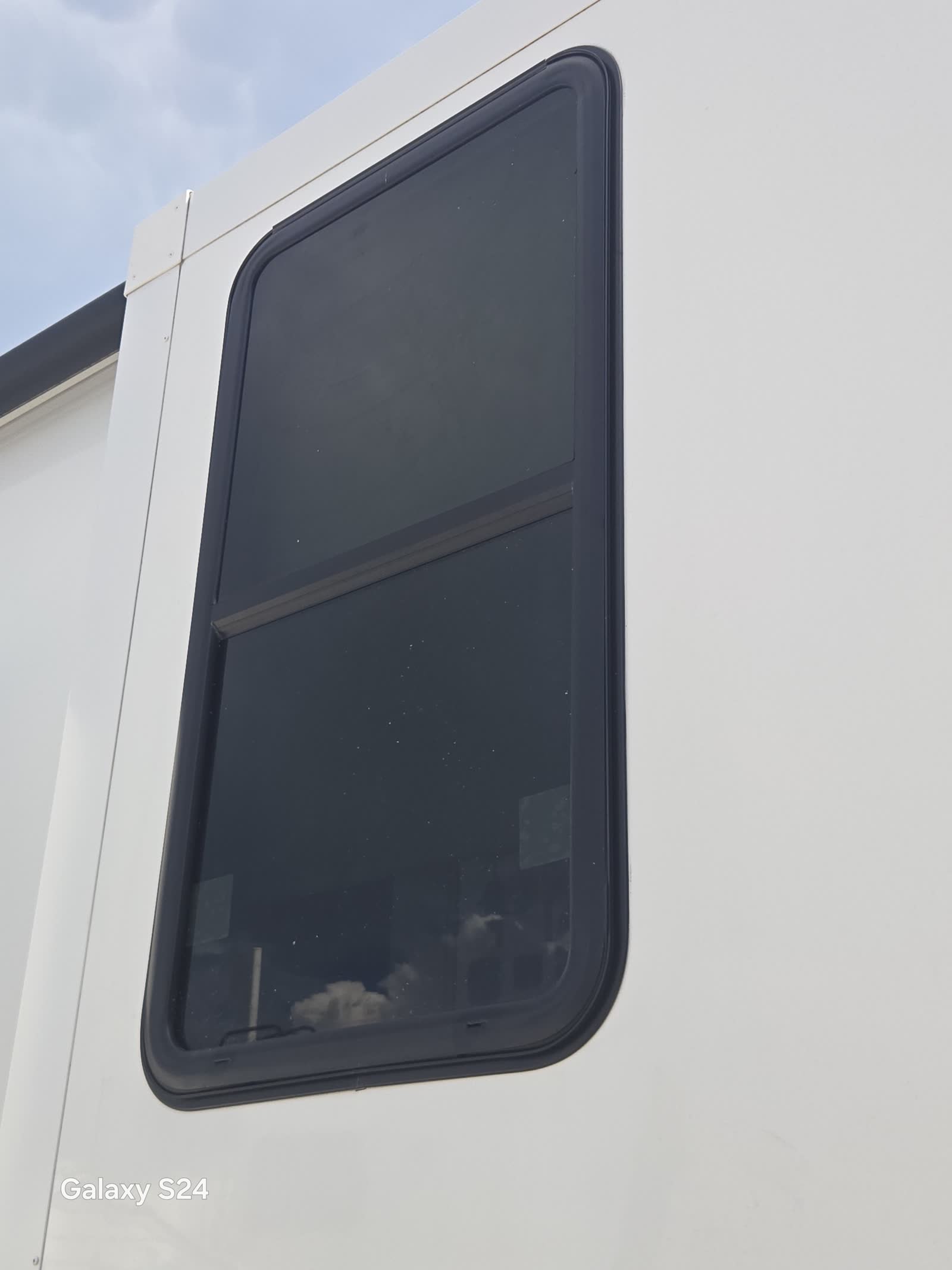 RV window replacement work by Rudy's RV Repair in Sarasota, Florida